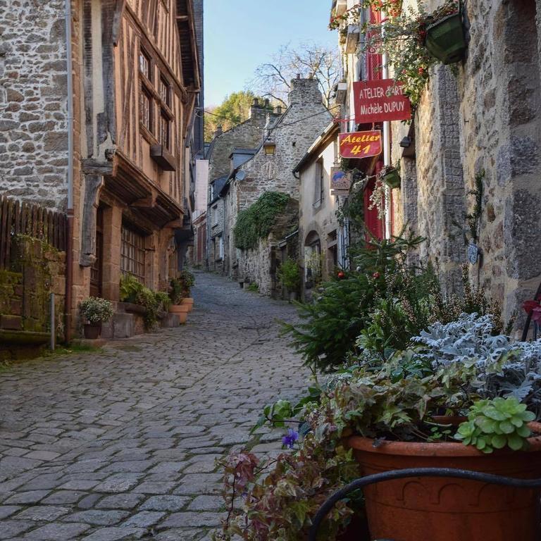 Bed and Breakfast Le Domaine De L'Arche Plouasne Exterior foto